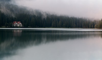 近水房屋景观摄影